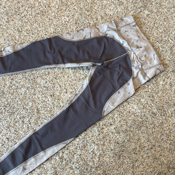 Athleta Leggings - Picture 4 of 6
